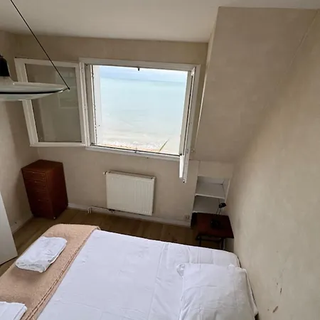 Comfortable Close To The Sea